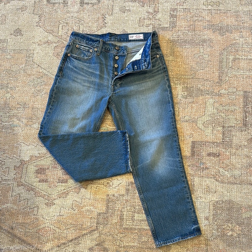 GAP Cheeky High Rise Straight Leg Jeans 6P Medium Wash